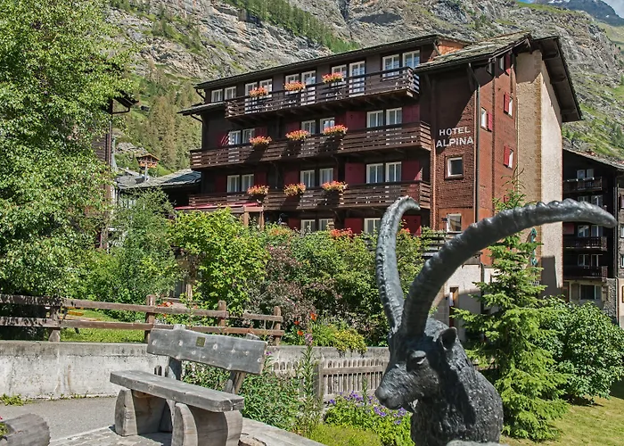 Alpina ホテル